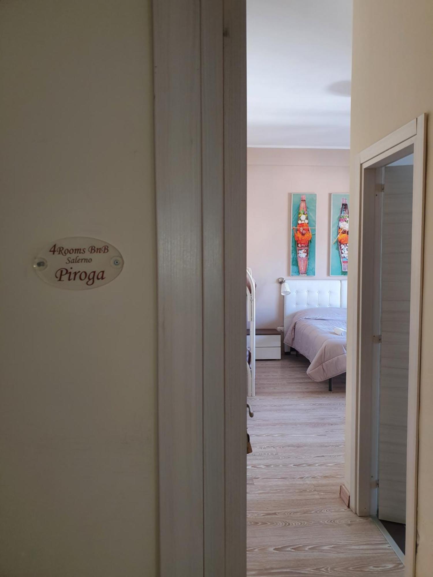 4Rooms Guest House Free Wi-Fi ซาแลร์โน ภายนอก รูปภาพ